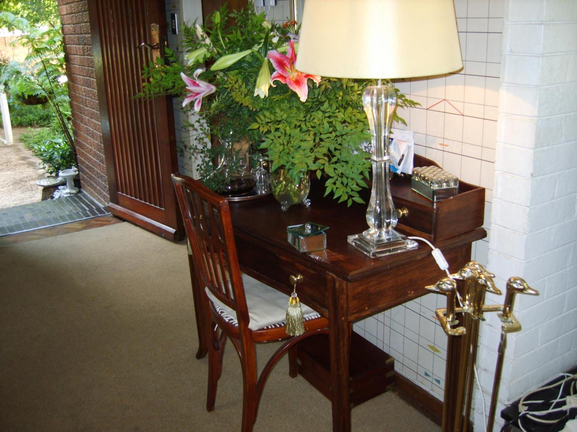 Emerald Guest House Springs エクステリア 写真