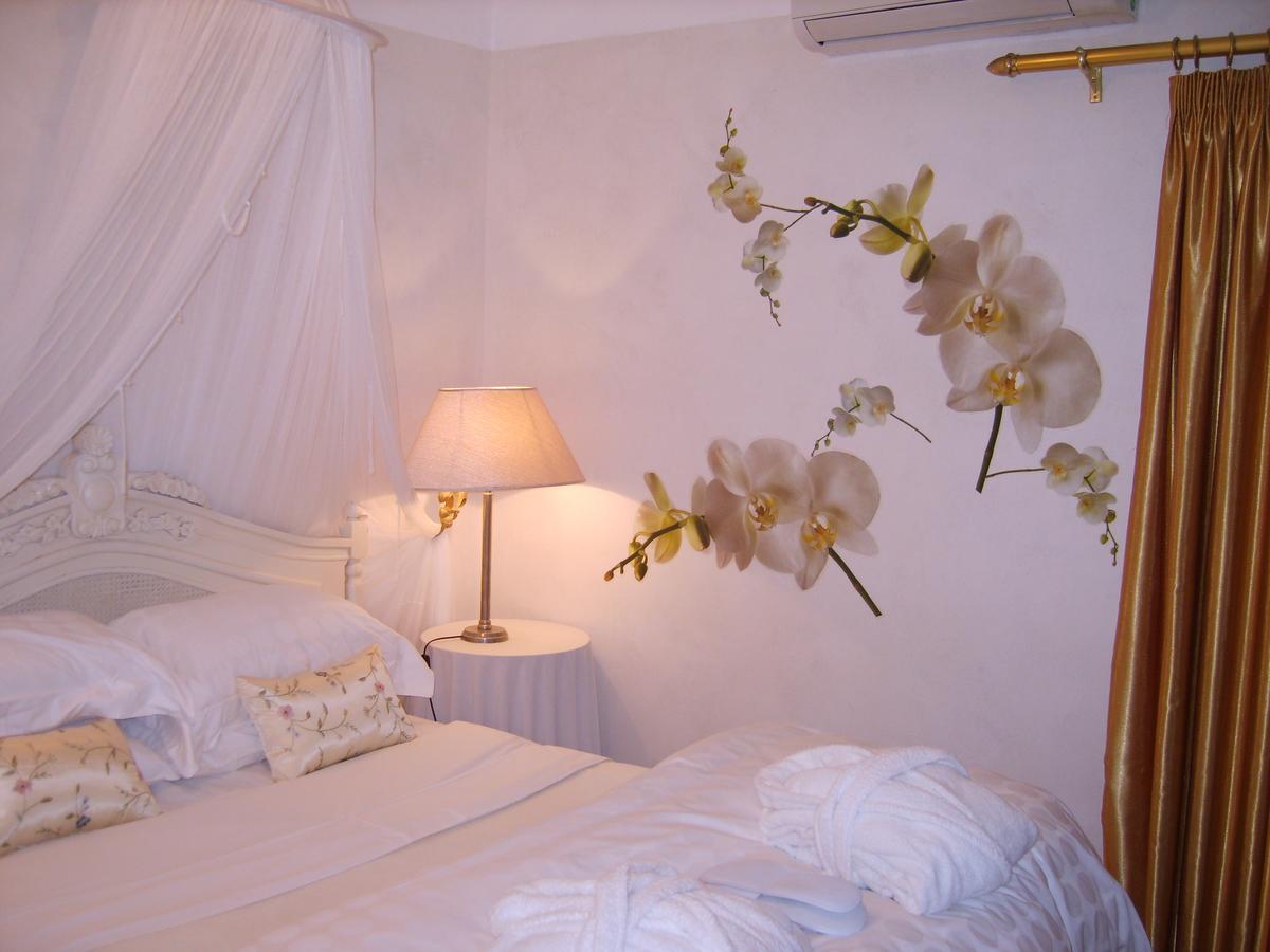 Emerald Guest House Springs エクステリア 写真