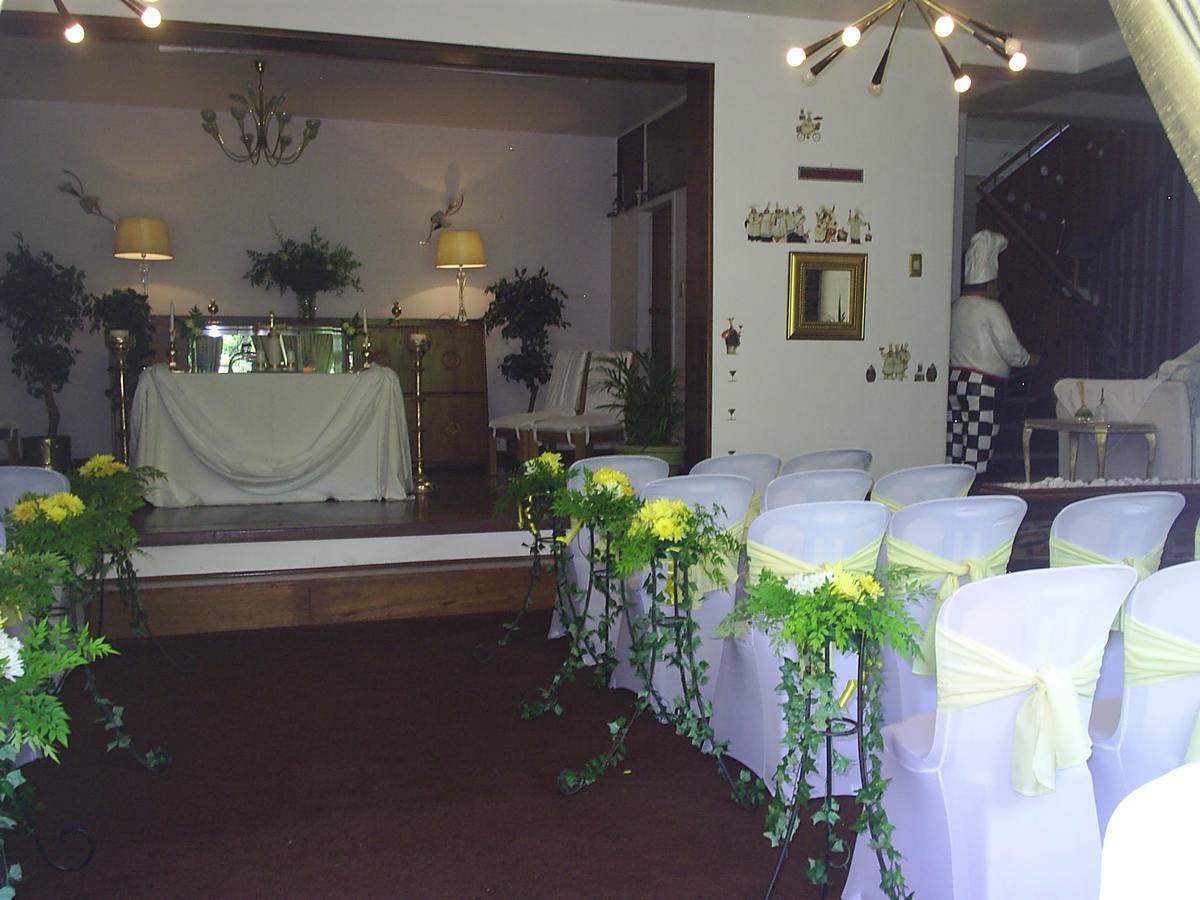 Emerald Guest House Springs エクステリア 写真